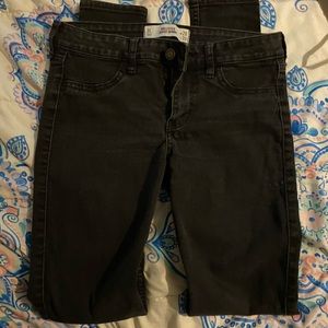 Black Hollister jeans